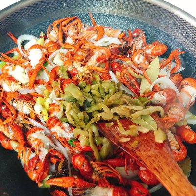 香辣小龍蝦,香辣小龍蝦的制作方法