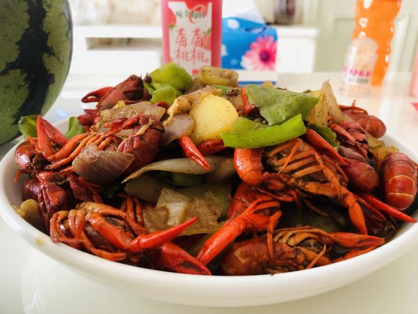 十三香龍蝦做法,