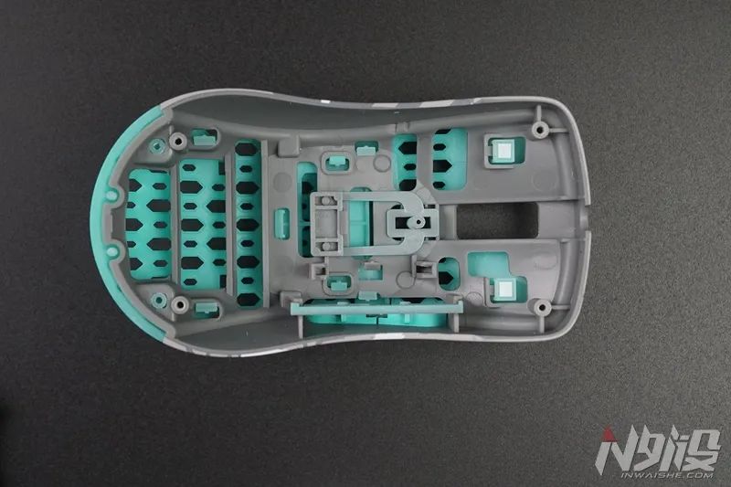 Darmoshark M1鸿游戏鼠标拆解评测