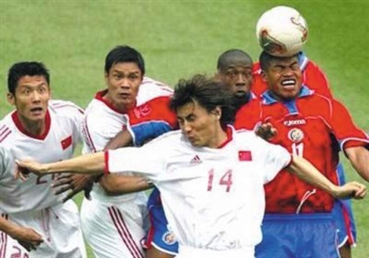 2002年世界杯中國隊首發（國足02世界杯回憶殺：6人執教國字號，黑子已逝，范大將軍成網紅）