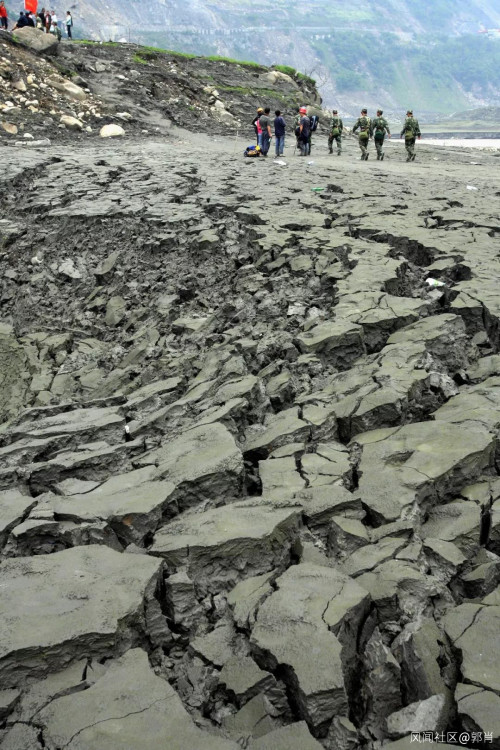 汶川大地震死了多少人(汶川地震13年，这些画面你还记得吗？)