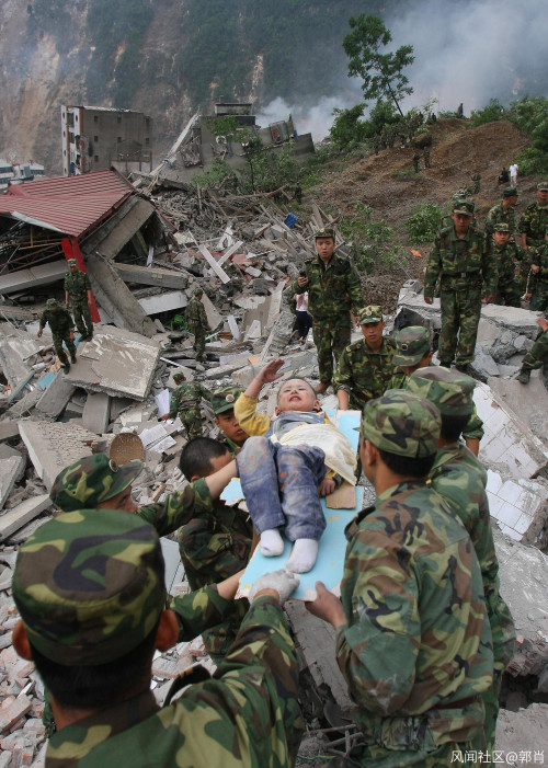 汶川大地震死了多少人(汶川地震13年，这些画面你还记得吗？)