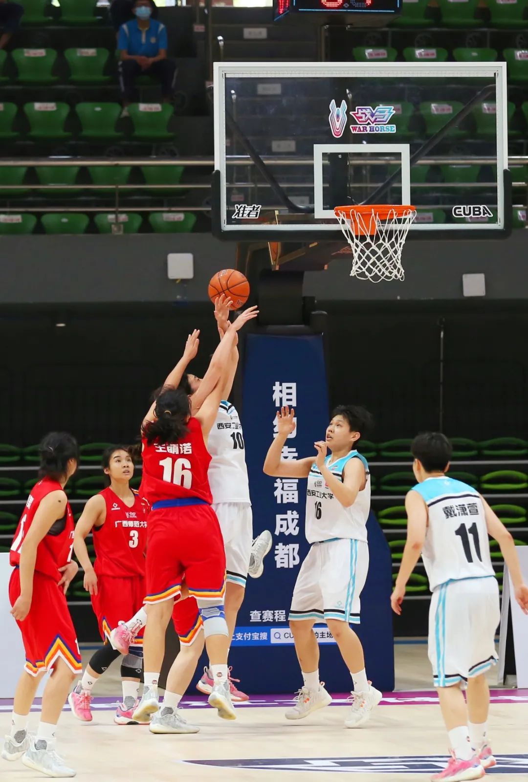 青白江篮球比赛哪里看直播（好精彩！这一全国赛事今天在青白江开幕！）