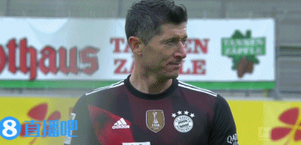 德甲直播哪里看经c77 tv（德甲-莱万进球+失空门穆勒助攻萨内进球 拜仁2-2弗莱堡）