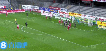 德甲直播哪里看经c77 tv（德甲-莱万进球+失空门穆勒助攻萨内进球 拜仁2-2弗莱堡）