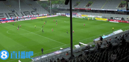 德甲直播哪里看经c77 tv（德甲-莱万进球+失空门穆勒助攻萨内进球 拜仁2-2弗莱堡）