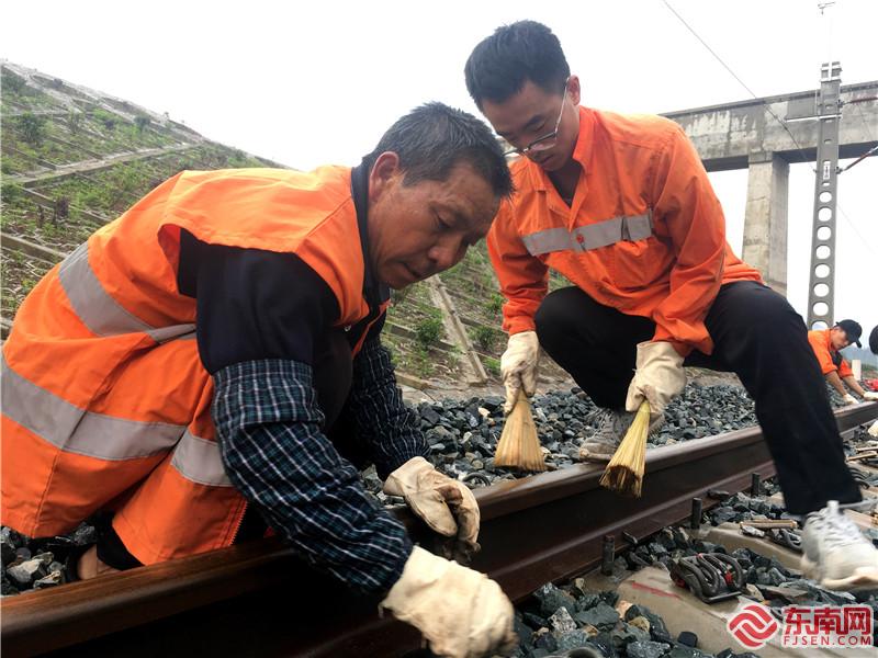 浦梅铁路建宁至冠豸山段预计9月30日建成通