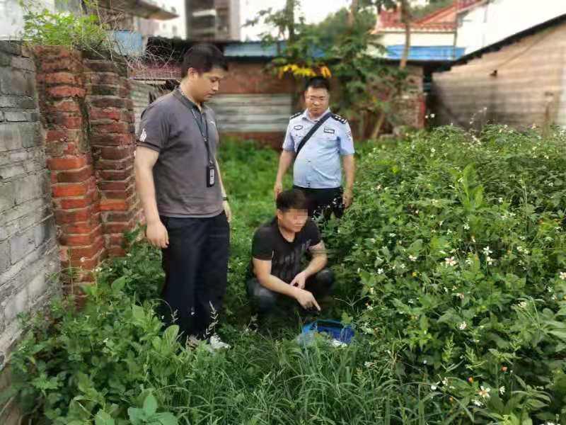 化州警方端掉一个GOIP电诈窝点，抓获6涉案人员