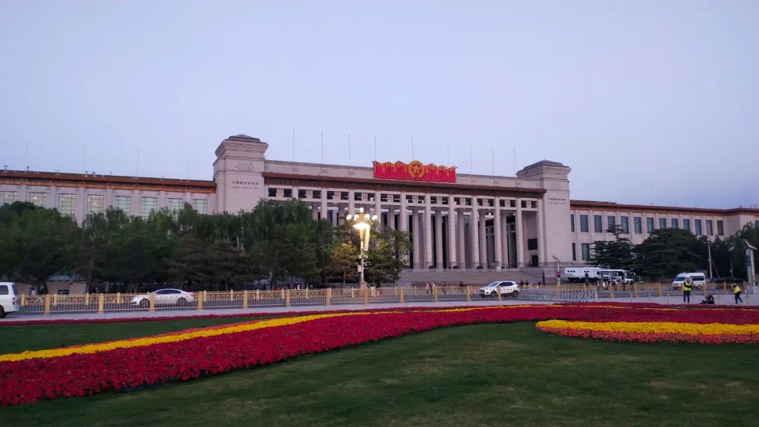 百名女大学生讲述100个党史故事〡北京十大建筑：新中国建筑发展的里程碑