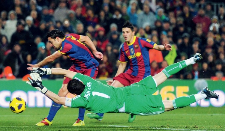 巴萨5比0皇马（《50经典神战》第三十九期 巴塞罗那5-0皇家马德里 噩梦与节日）