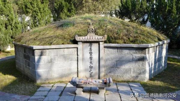 诗词丨李白最经典10首诗，字字珠玑，一生一定要读一次