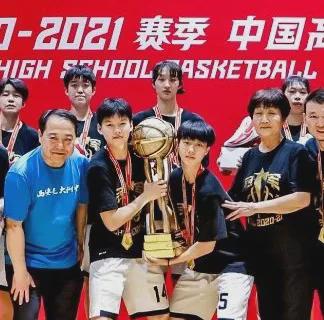 形容籃球打得很激烈（這場高中籃球賽，用18秒詮釋了什么是青春熱血）