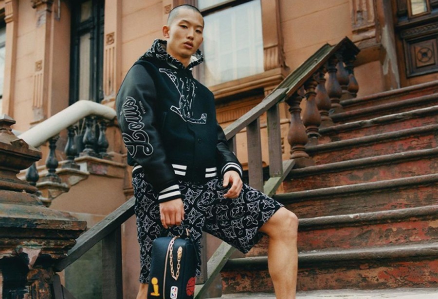 哪些衣服品牌与nba联名（满印篮球太奢华！全新 LV x NBA 合作系列现已发售）-趣拿体育