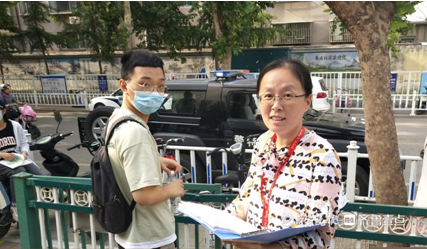 陪你高考 伴你成功——暖心陪伴的老师们