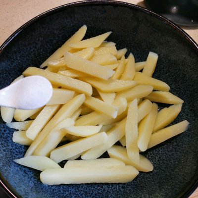 自制薯?xiàng)l,自制薯?xiàng)l怎么做又脆好吃