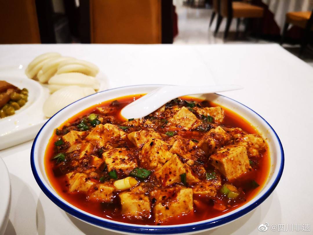 川菜的传统烹饪技术被选为“国家队”，厨师疯狂地称赞。