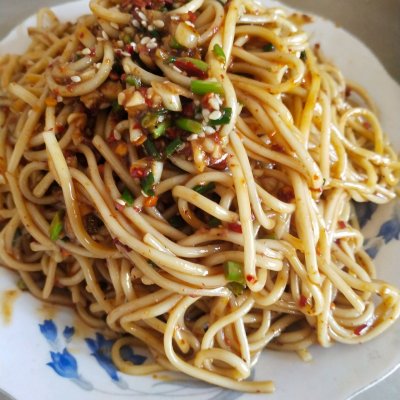 家庭版凉面你这么做,比买的还好吃