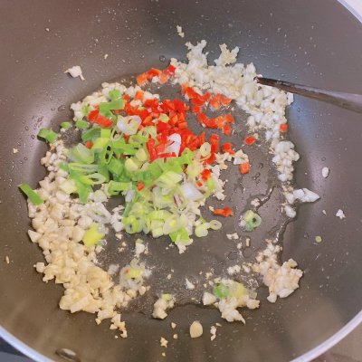 椒鹽排骨的做法,椒鹽排骨的做法 家常