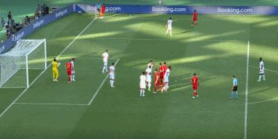 威尔士1-1瑞士，恩博洛破门摩尔扳平加夫拉诺维奇绝杀被吹