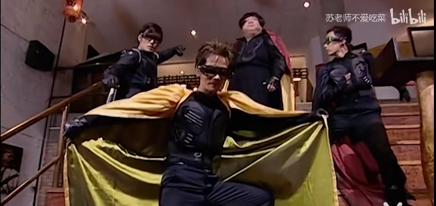 用"天雷滚滚"一词来形容《魔幻手机》可能都不够精准,它给人的感觉是