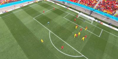 半场：乌克兰2-0北马其顿，亚尔莫连科传射亚伦丘克破门