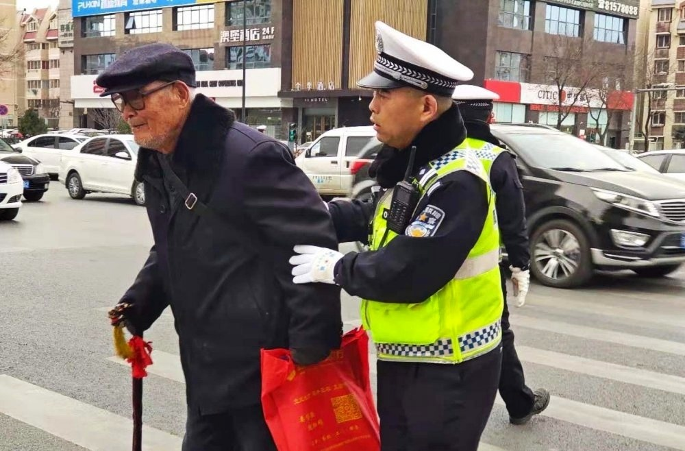 魏宁(“陕西好人榜”——西安公安交警长安大队城区中队魏宁)