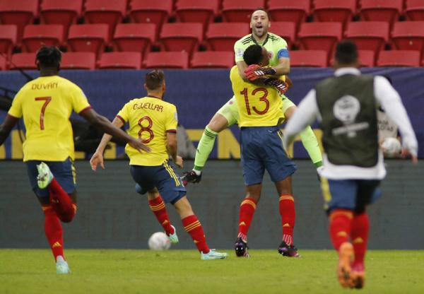 美洲杯｜哥伦比亚点球胜乌拉圭进入半决赛