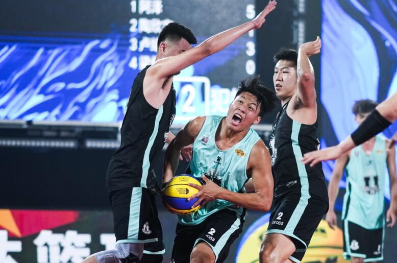 一场篮球比赛人数是多少(青春的记忆 大学生3×3校园篮球打响全国总决赛)