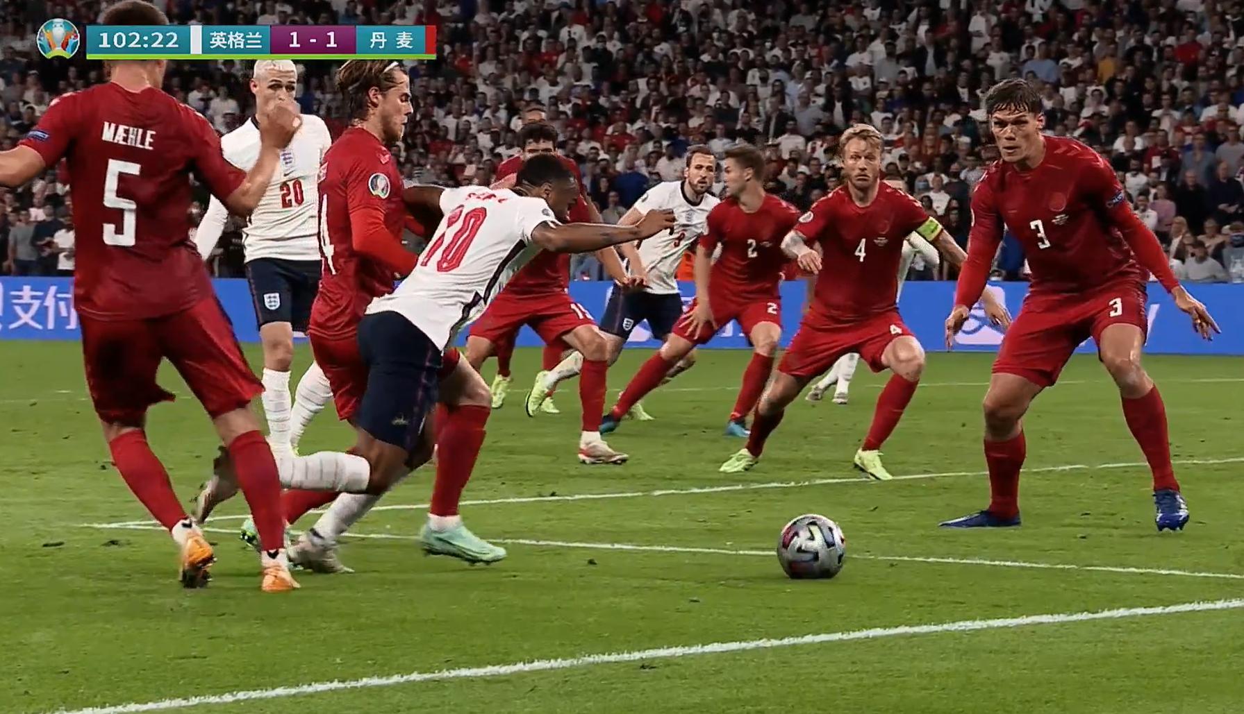 欧洲杯战报：争议点球！英格兰加时赛“点杀”丹麦进决赛