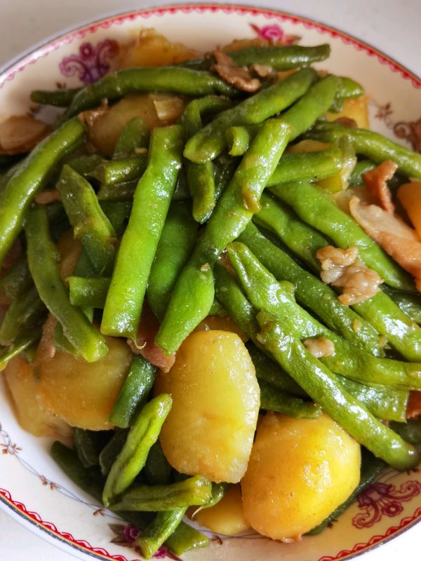 土豆豆角燉肉,土豆豆角燉肉的家常做法大全