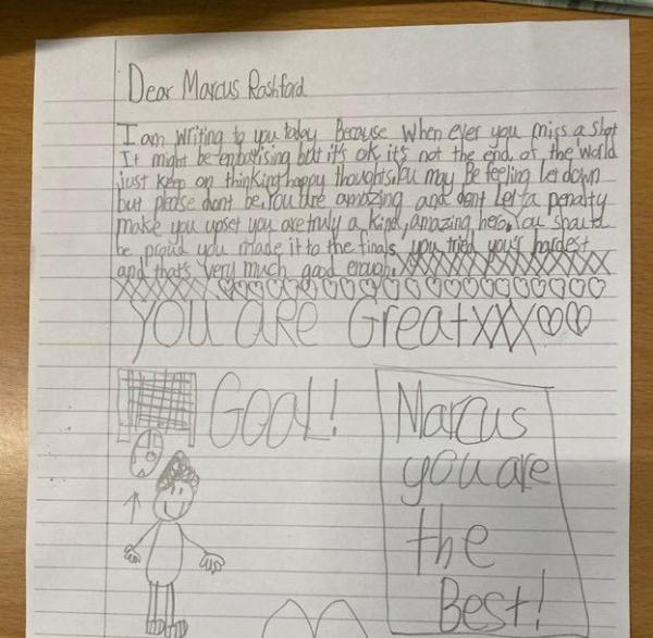 不罚点球的人永远不会罚丢（拉什福德公开信：罚丢点球很失望，但不会因我是黑人而赔罪）-趣拿体育