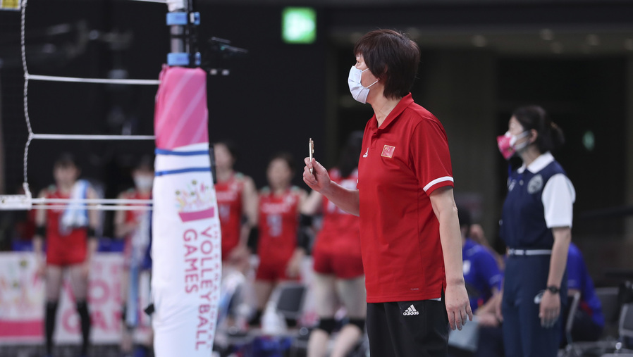 2008年女排赢了吗(中国女排在日本夺第一个世界冠军，40年后的东京奥运会，志在冲击第十一冠)
