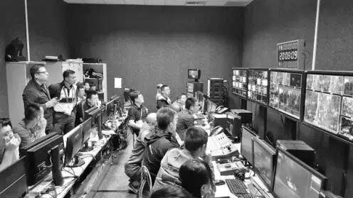 东京的京牌车开工（热闻丨“京牌车现身东京街头”为何火上热搜？看完这个你就明白了）