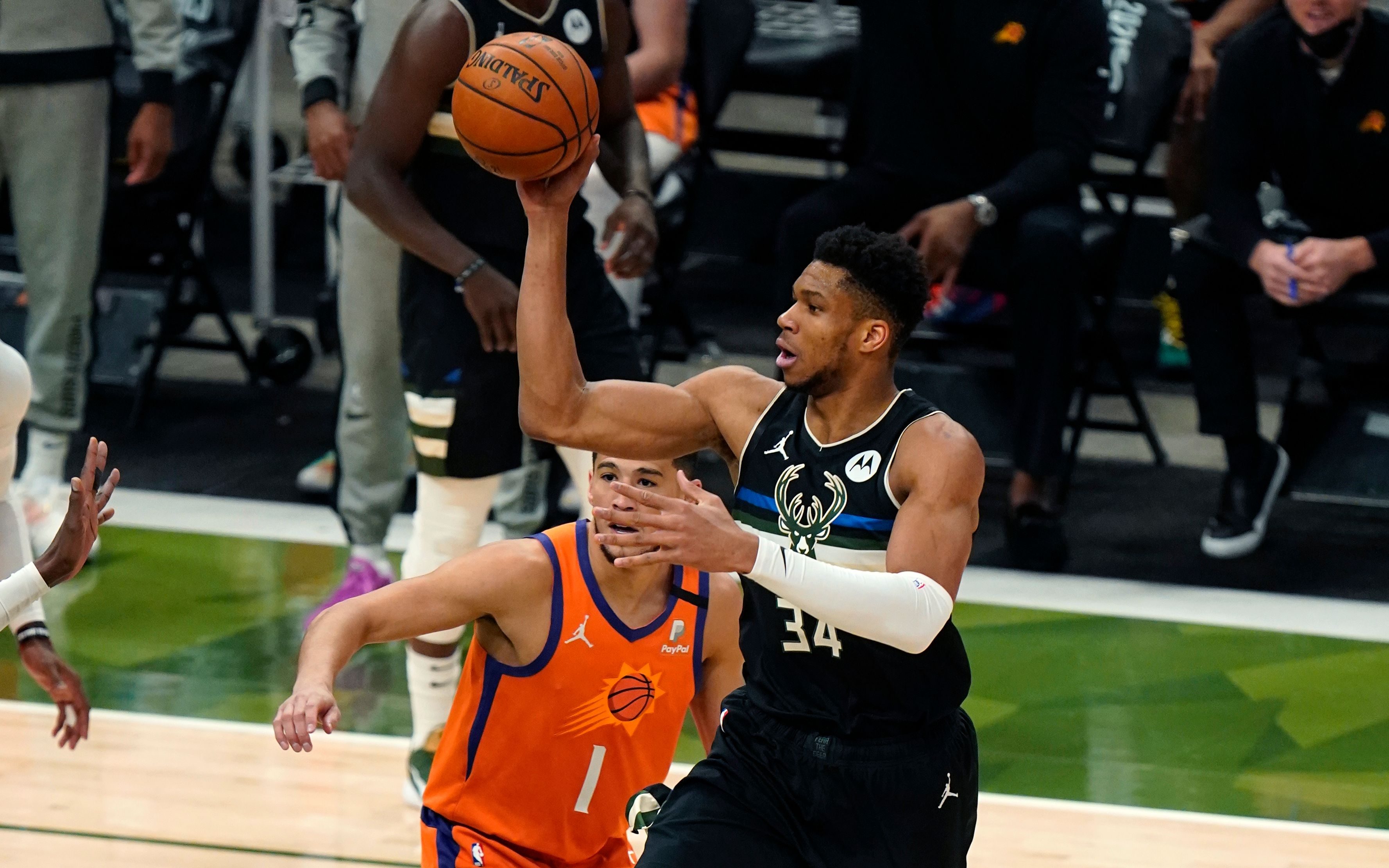 2021nba总决赛时间(字母哥50分生涯新高,雄鹿总决赛4连胜夺冠)