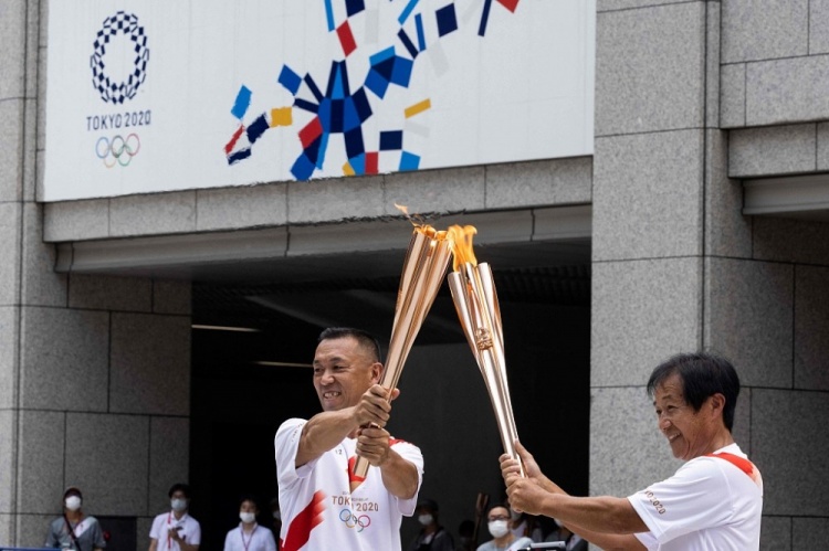 奥运会圣火传递多久(历时121天！奥运火炬将抵达开幕式会场)