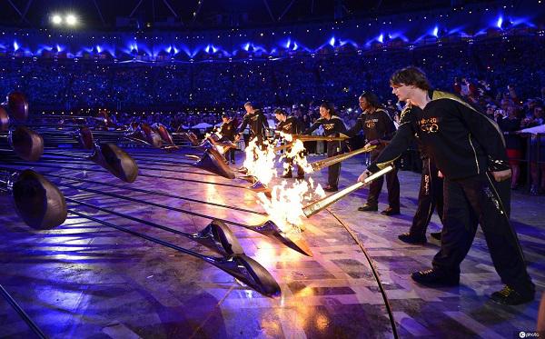 伦敦奥运会开幕式时间和北京时间（奥运故事会丨回顾奥运会开幕式点火仪式 哪一幕让你印象最深刻）