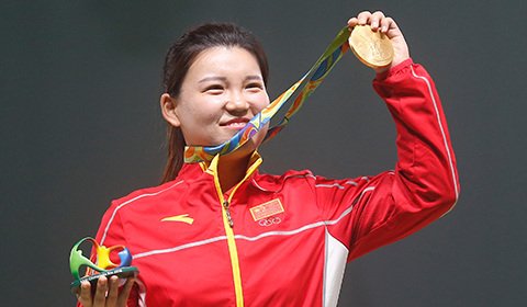 北京奥运会首金是谁拿的（历年中国奥运首金得主都有谁？有人17岁夺冠，有人转战演艺界成立广告公司）