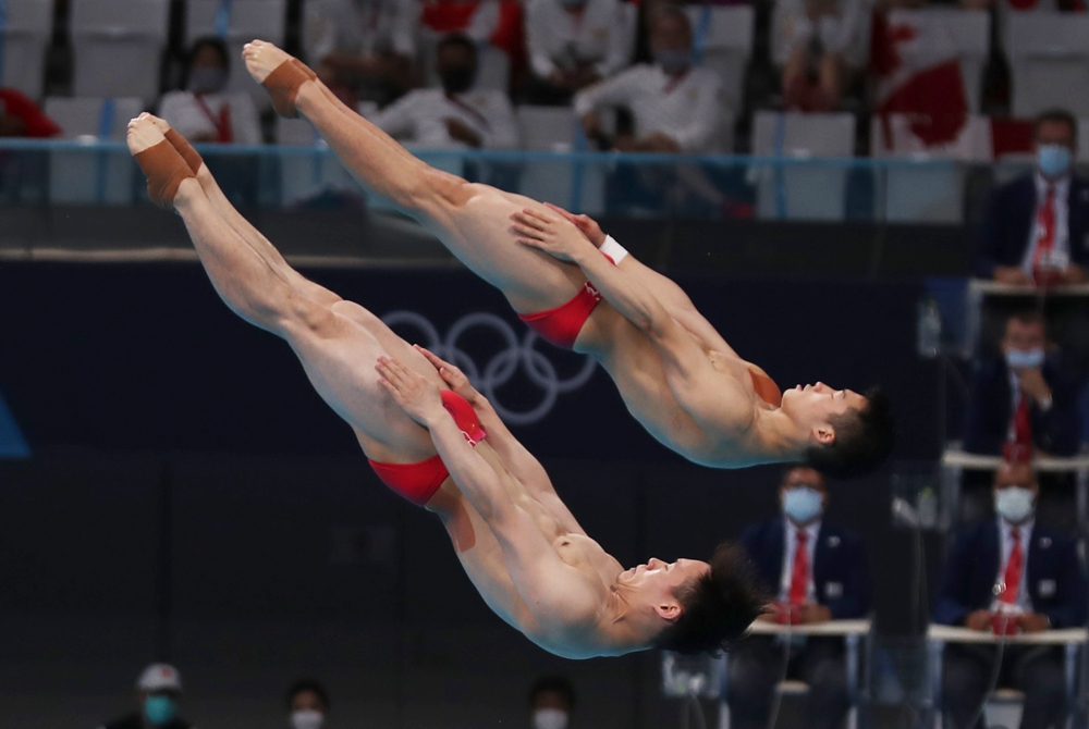 东京奥运会有一米板跳水吗(第11金！王宗源携手谢思埸夺男子双人三米板金牌)