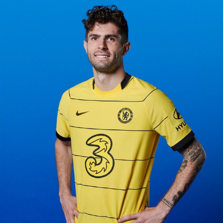 切尔西21/22赛季客场球衣发布：黄黑配色+水平细条纹