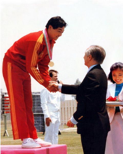 百年瞬间210:许海峰为中国赢得第一枚奥运金牌