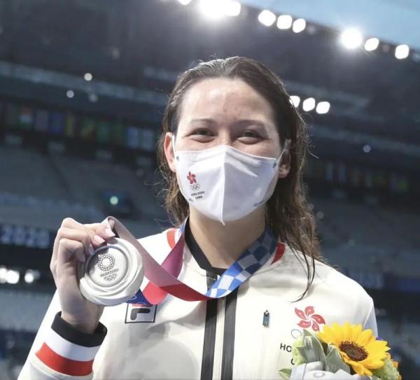 奥运会银牌放国歌吗（香港运动员奥运夺冠后升区旗、奏国歌，那台湾与澳门应该怎么办？）