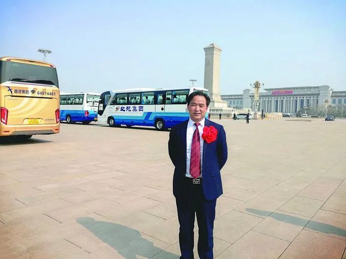 走在大路上