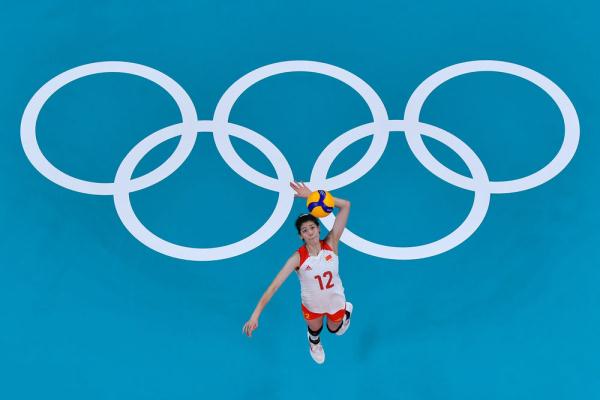 中国卫冕冠军有哪些 奥运会（东京奥运会丨卫冕冠军中国女排无缘八强）