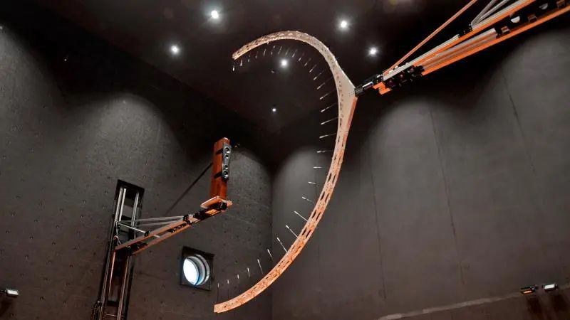 三套组合、三个场地的演示，佐证Dynaudio Emit 50新秀的实力