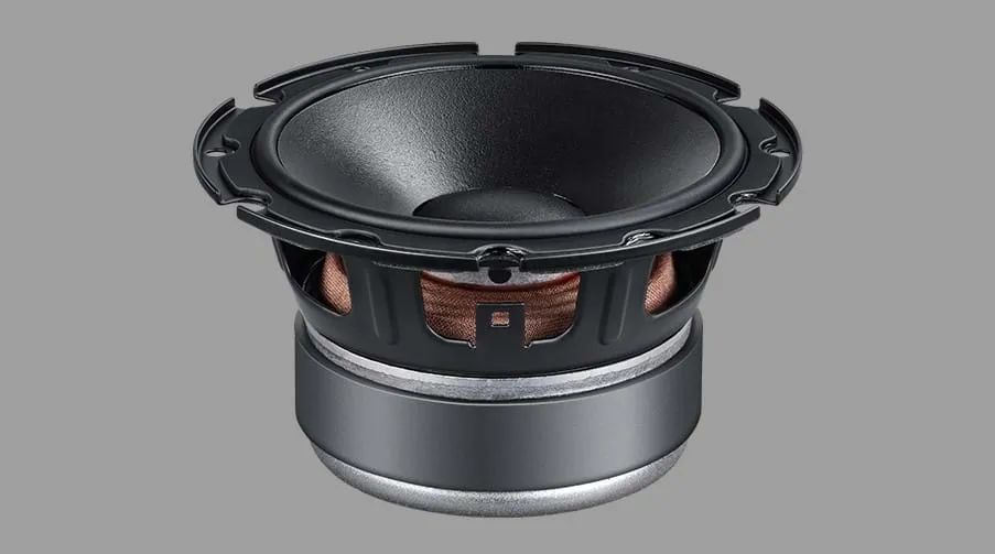 三套组合、三个场地的演示，佐证Dynaudio Emit 50新秀的实力