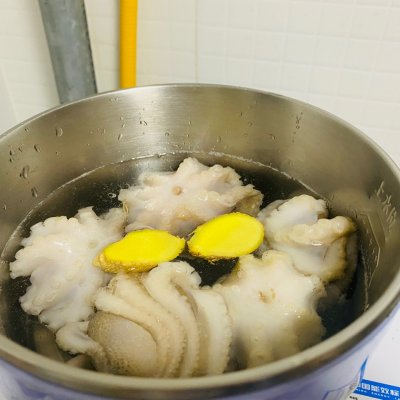 小章鱼「小章鱼煮几分钟就熟了」