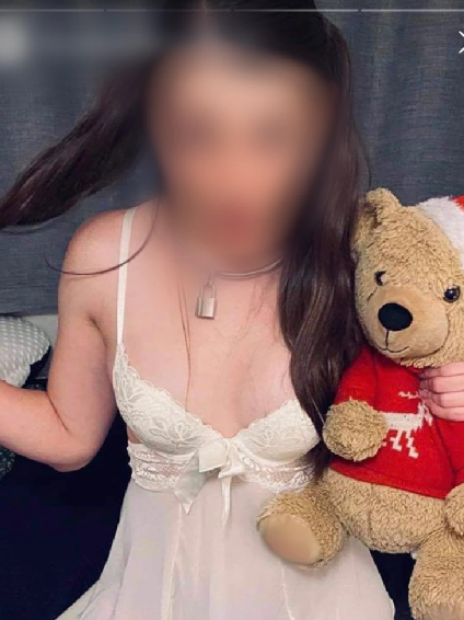 开设“奴隶班”，自称性爱大师，男子建立性虐邪恶组织，数十名女性受害