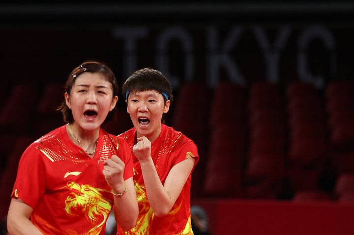 奥运乒乓球比赛(第34金！乒乓球女子团体决赛，中国女乒3-0完胜日本队夺冠)