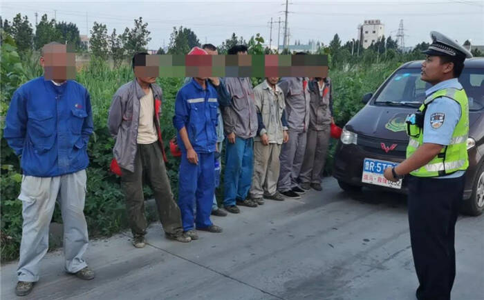 多一个也“驶”不得！东营交警曝光19起面包车超员违法行为