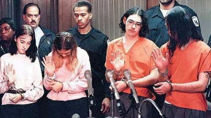 喝人血！虐杀动物！数十名青少年杀人后，竟在现场跳舞……